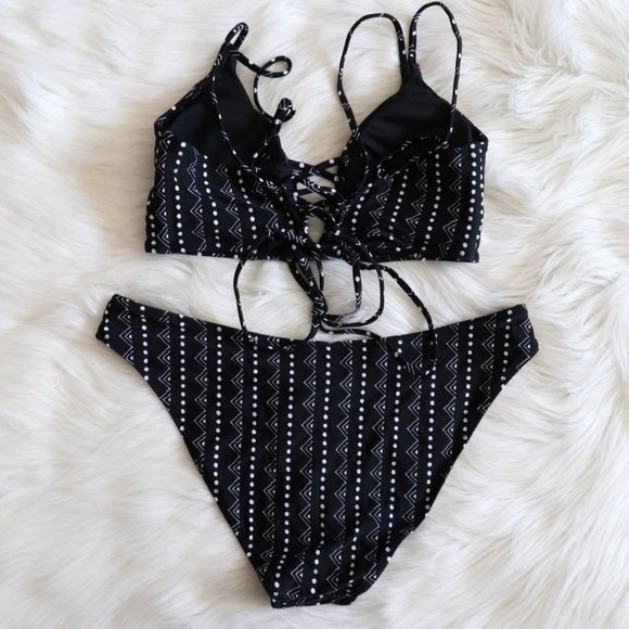 NWT Black White Bohemian Tribal Print Bikini Swim Set Size Medium - Picture 6 of 8
